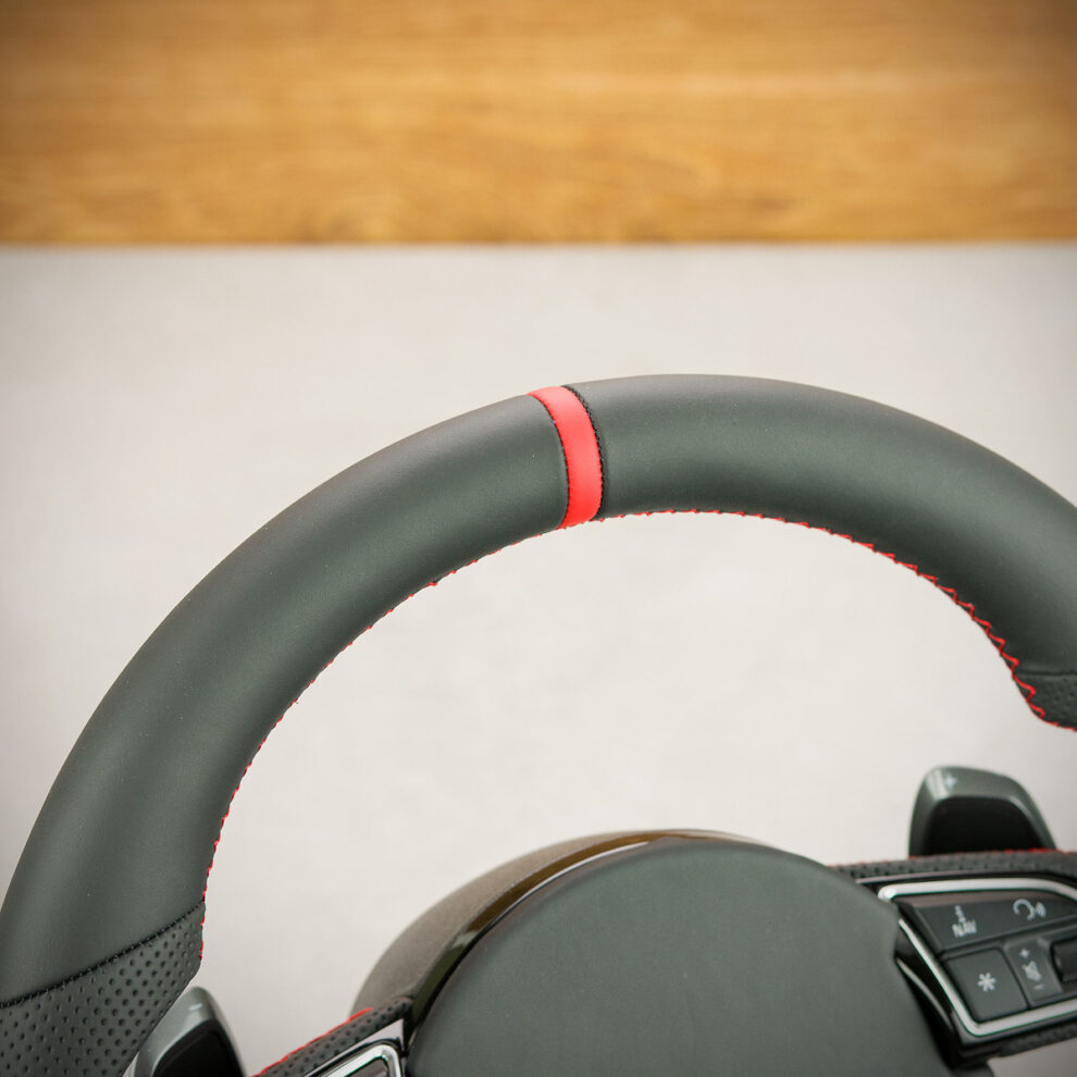 Modyfikacja i obszycie kierownicy Audi A6 C7