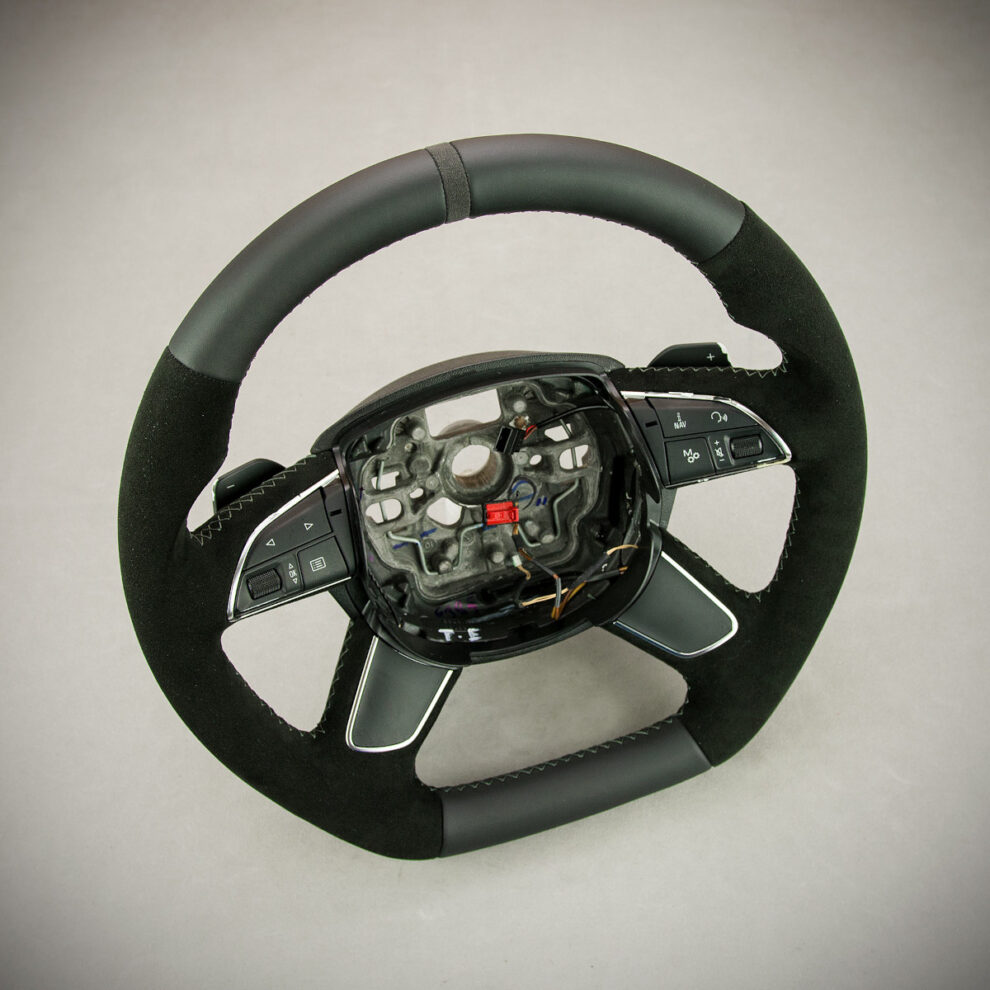 Modyfikacja i obszycie kierownicy Audi A6 C7