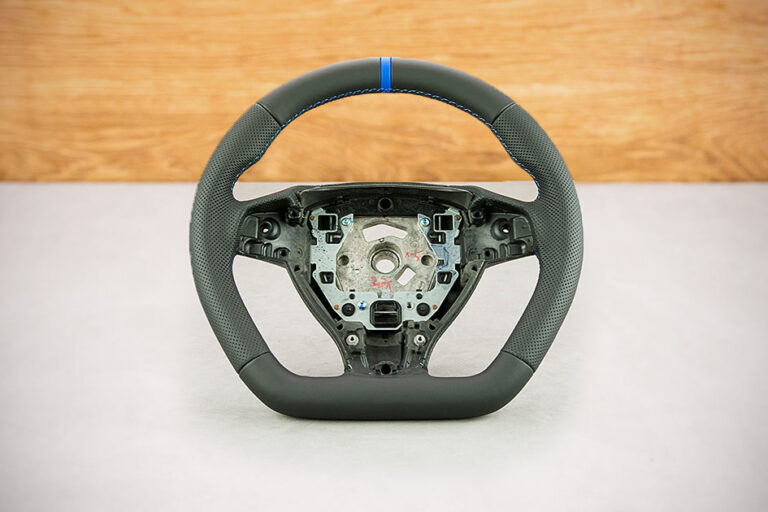Modyfikacja i obszycie kierownicy BMW F10
