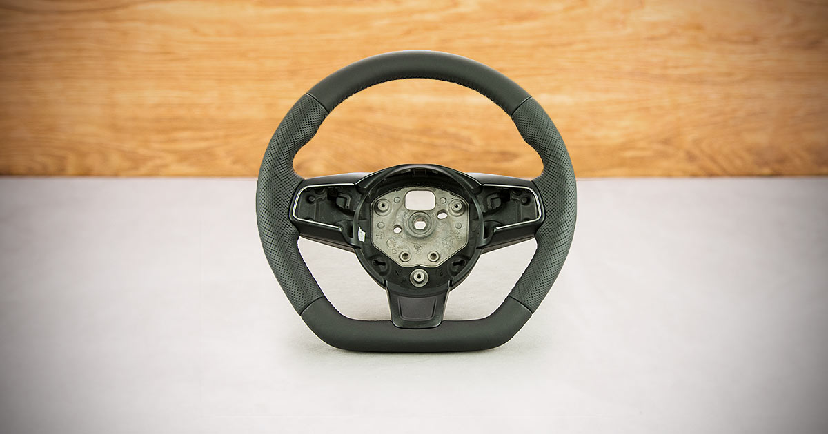 Modyfikacja i obszycie kierownicy Jaguar F-Pace