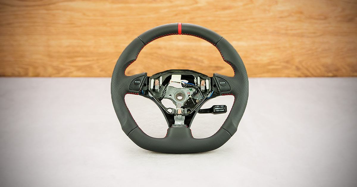Modyfikacja i obszycie kierownicy Lexus IS