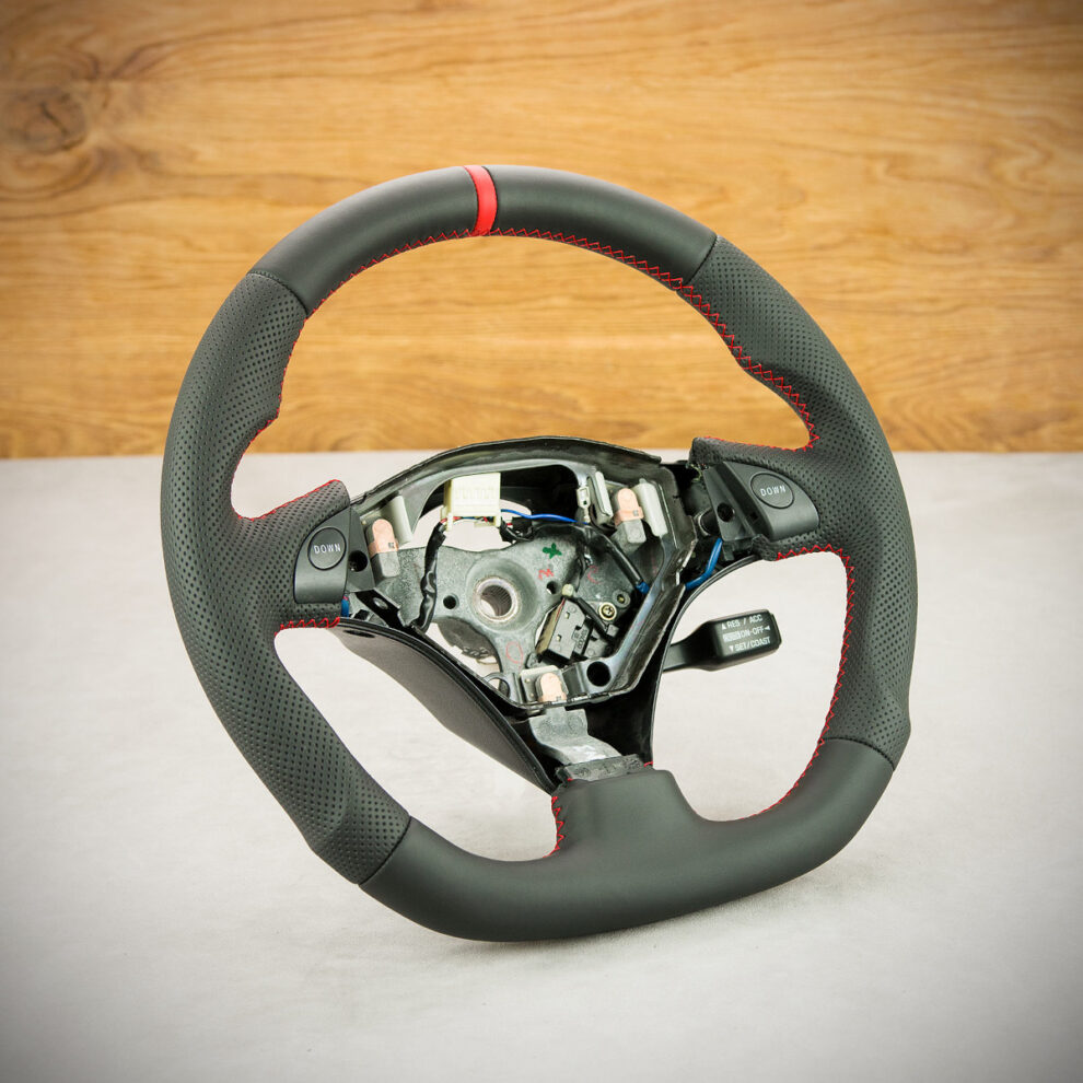 Modyfikacja i obszycie kierownicy Lexus IS