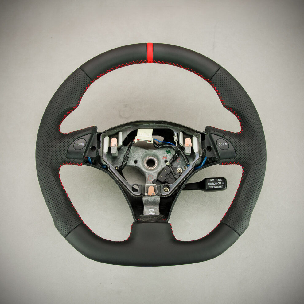 Modyfikacja i obszycie kierownicy Lexus IS