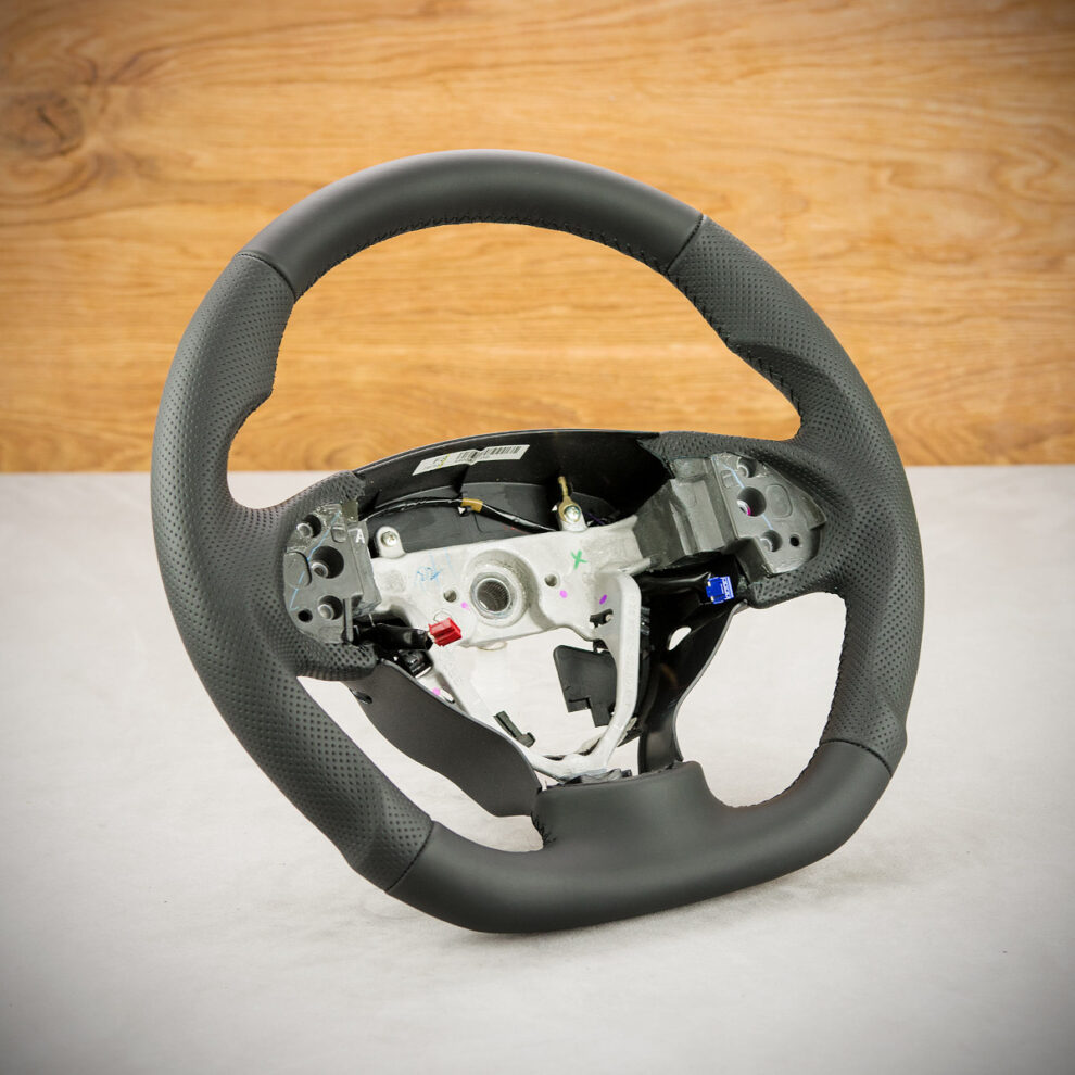 Modyfikacja i obszycie kierownicy Mitsubishi Lancer