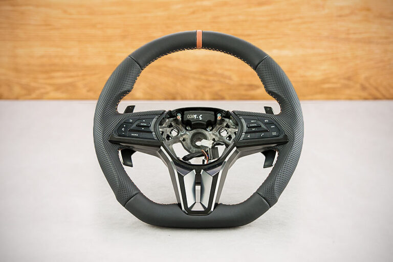 Modyfikacja i obszycie kierownicy Nissan GT-R