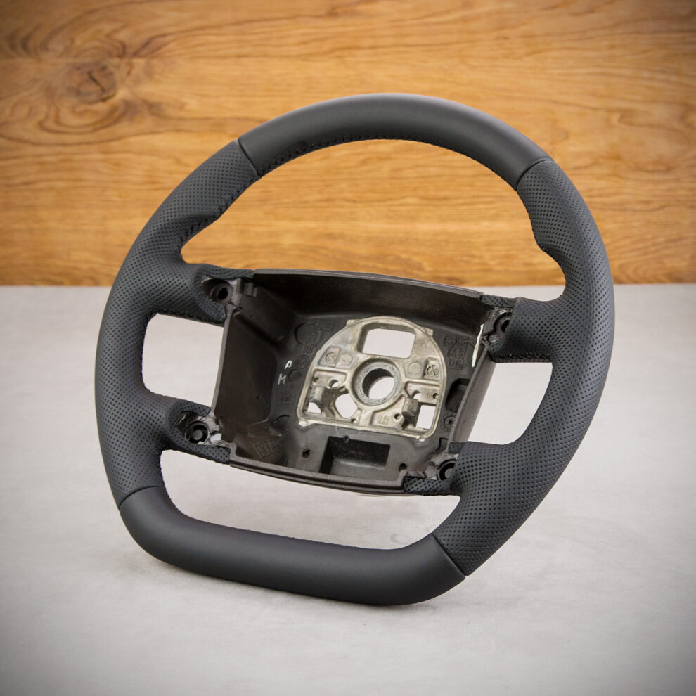 Modyfikacja i obszycie kierownicy Volkswagen Touareg