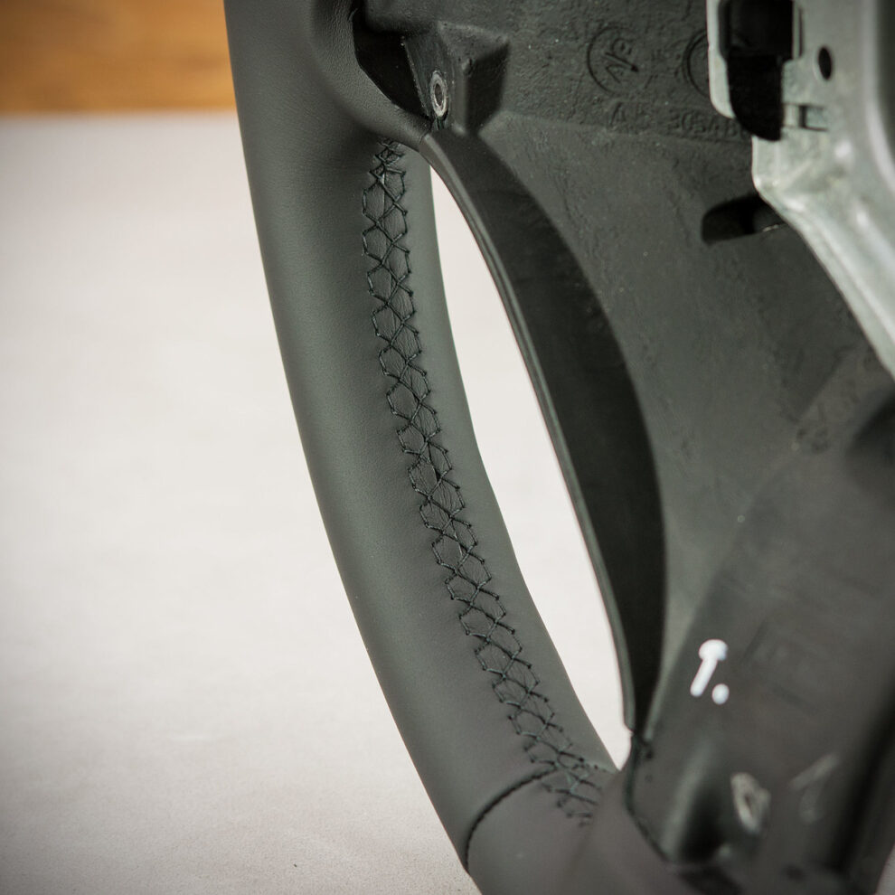 Obszycie kierownicy BMW X5 E70