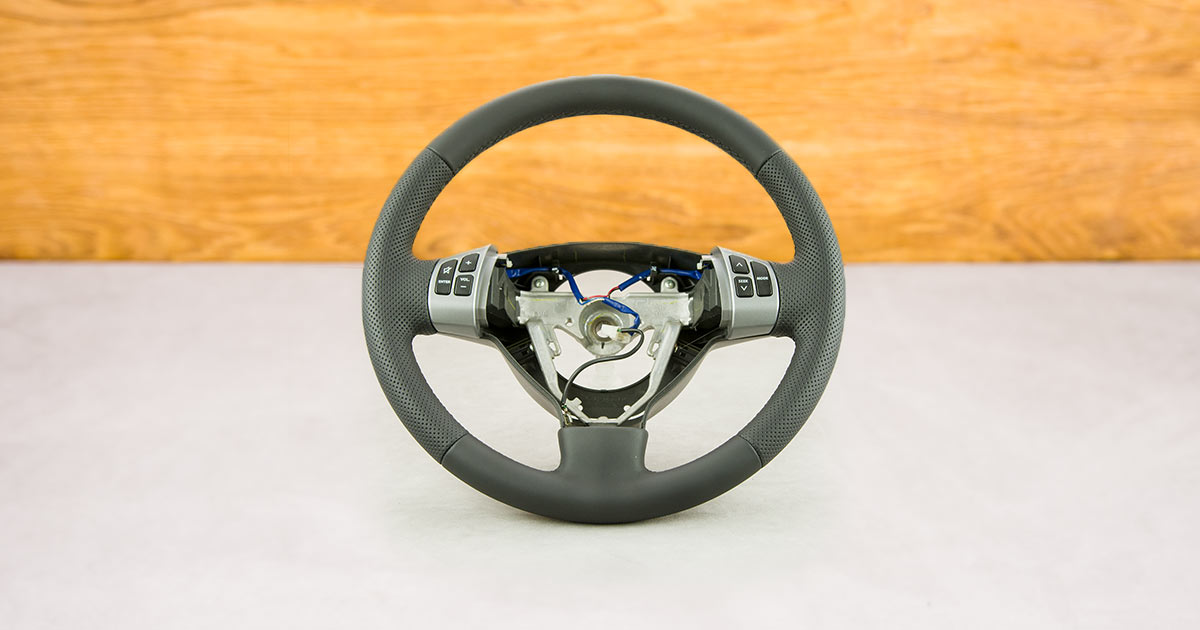 Obszycie kierownicy Suzuki Swift V