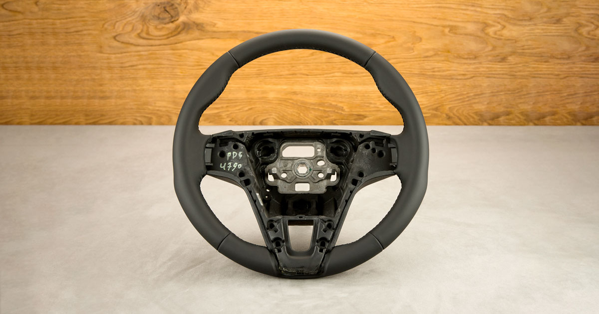 Obszycie kierownicy Volvo S60