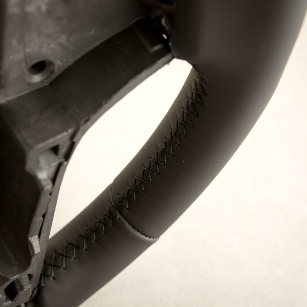 Obszycie kierownicy Volvo S60