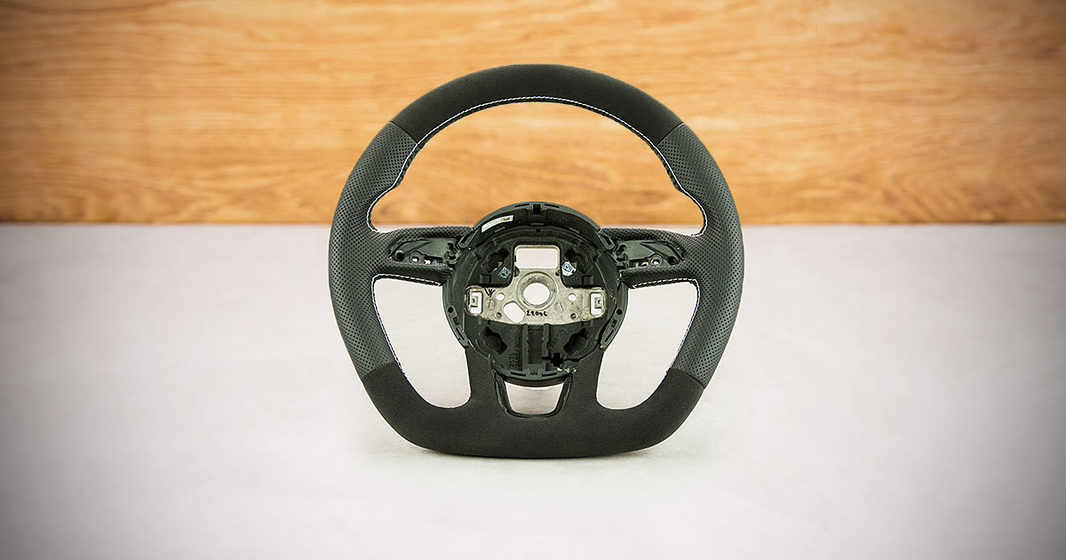 Modyfikacja i obszycie kierownicy Audi Q7