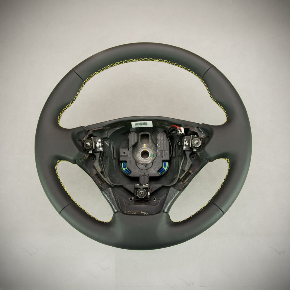 Modyfikacja i obszycie kierownicy Fiat Abarth Stilo