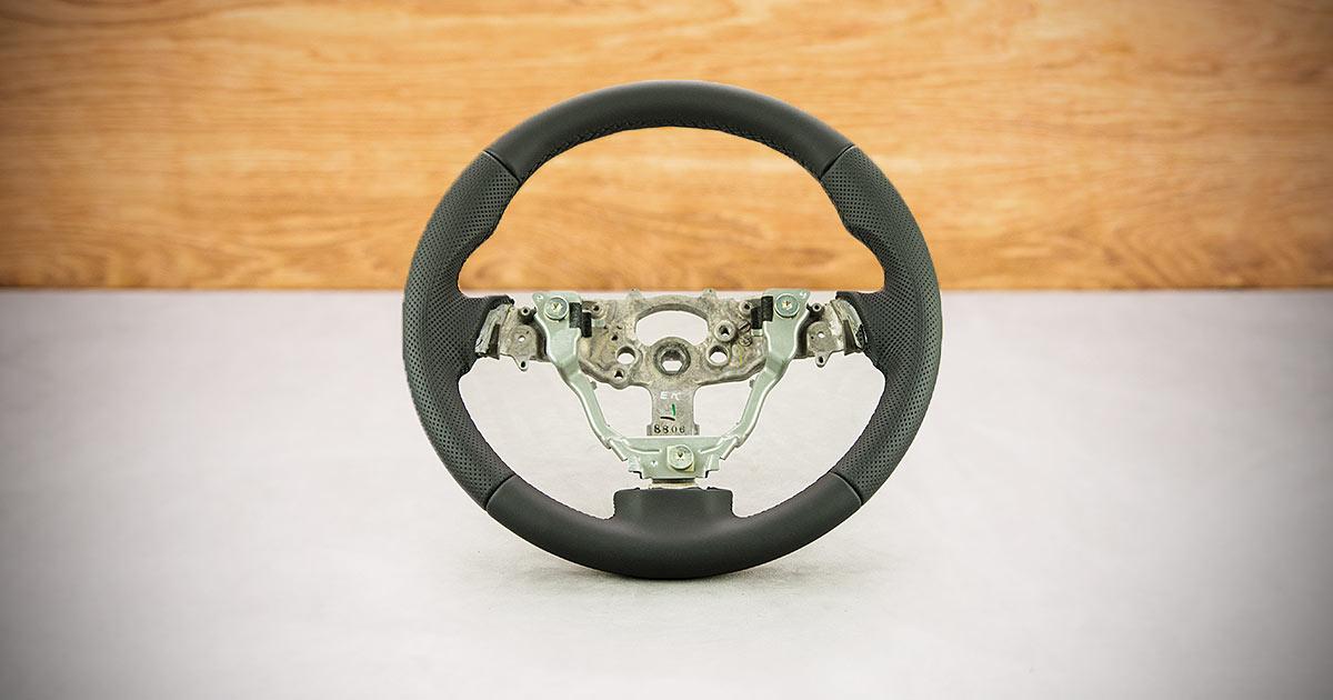 Modyfikacja i obszycie kierownicy Mazda 3 Modyfikacja i obszycie kierownicy Mazda 3