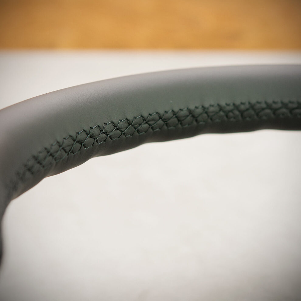 Modyfikacja i obszycie kierownicy Mazda 3