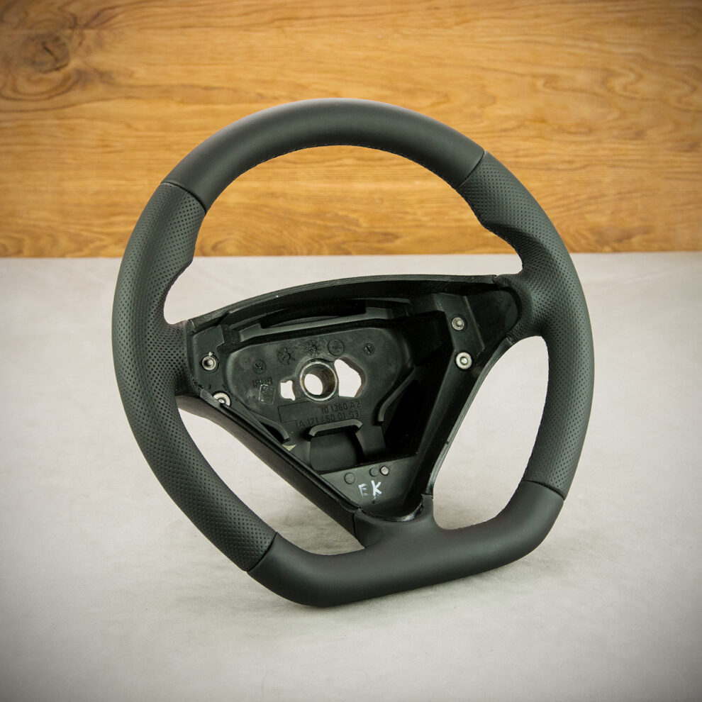 Modyfikacja i obszycie kierownicy Mercedes-Benz SLK R171