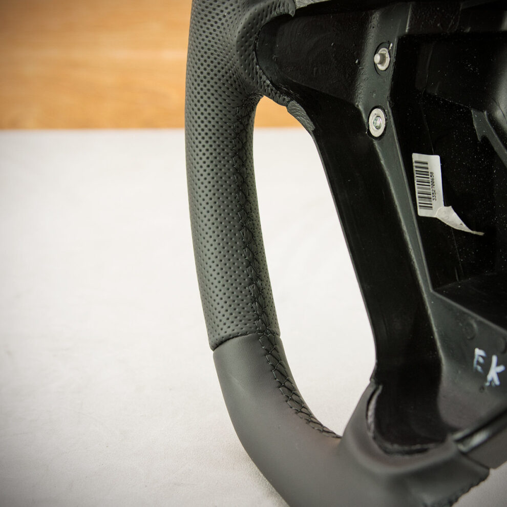 Modyfikacja i obszycie kierownicy Mercedes-Benz SLK R171