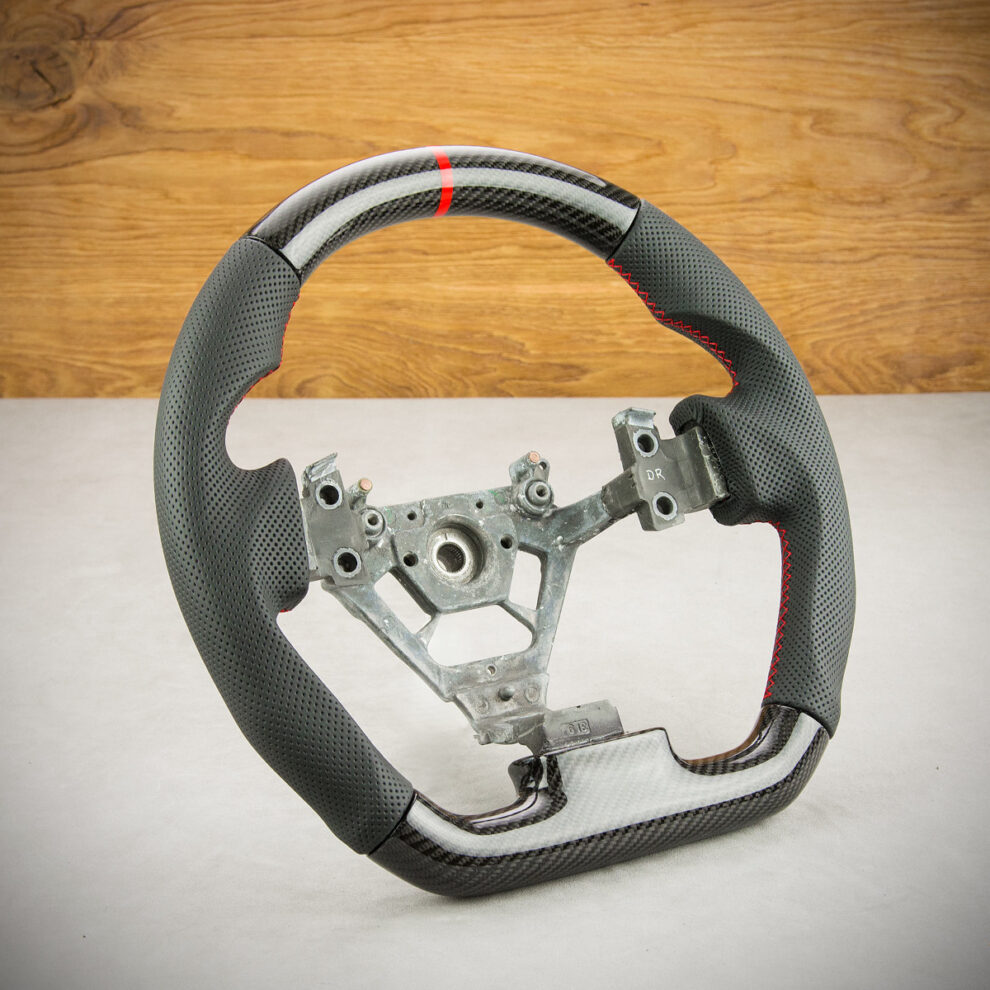 Modyfikacja i obszycie kierownicy Nissan GT-R