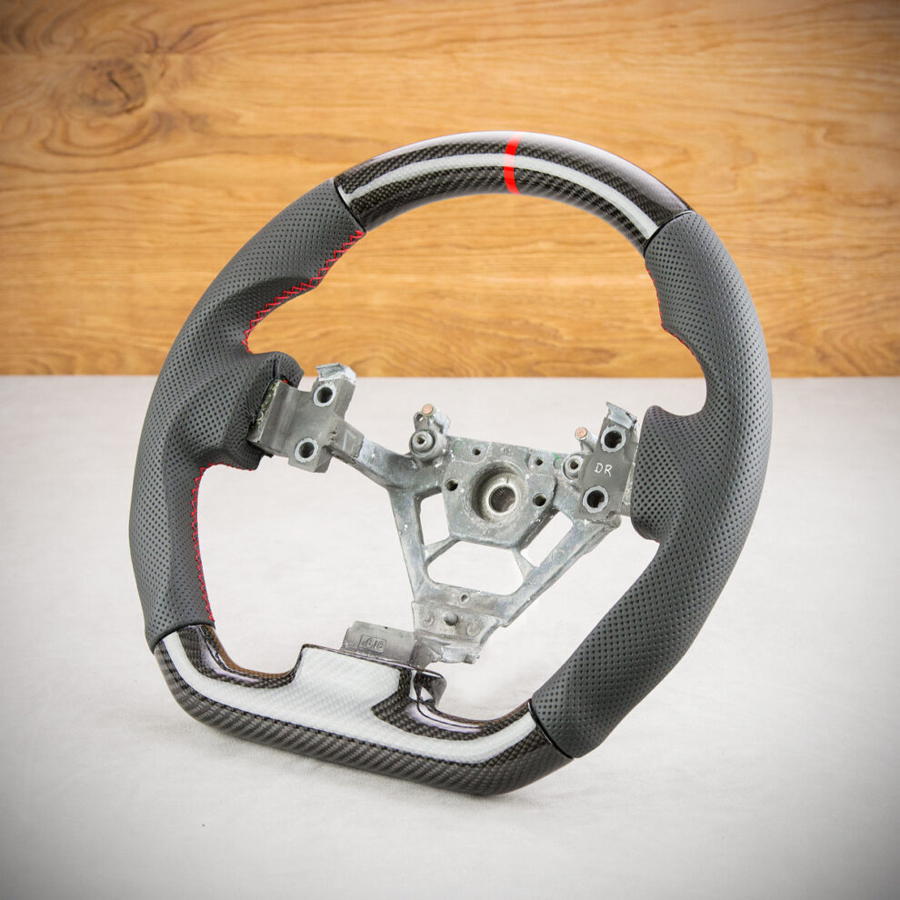 Modyfikacja i obszycie kierownicy Nissan GT-R