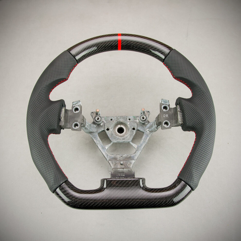 Modyfikacja i obszycie kierownicy Nissan GT-R
