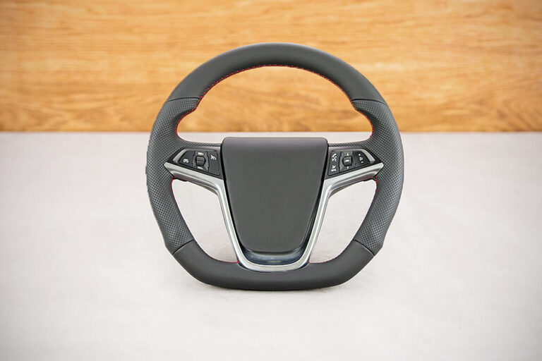 Modyfikacja i obszycie kierownicy Opel Astra J