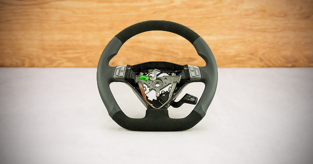 Modyfikacja i obszycie kierownicy Subaru Forester SG