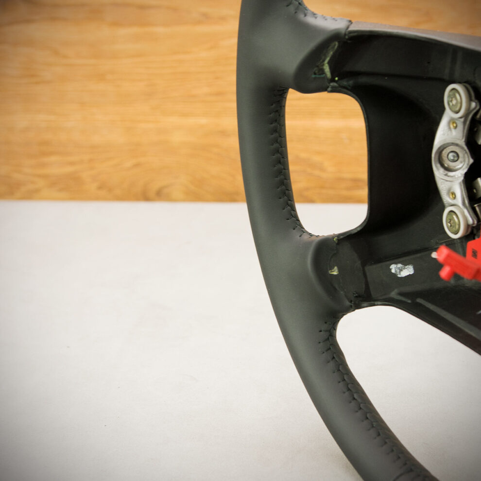 Obszycie kierownicy Audi 80 B4