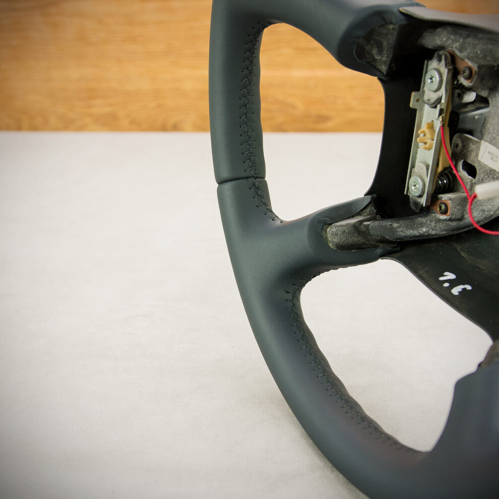 Obszycie kierownicy Chevrolet Tahoe