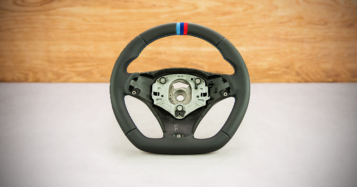 Modyfikacja i obszycie kierownicy BMW E90