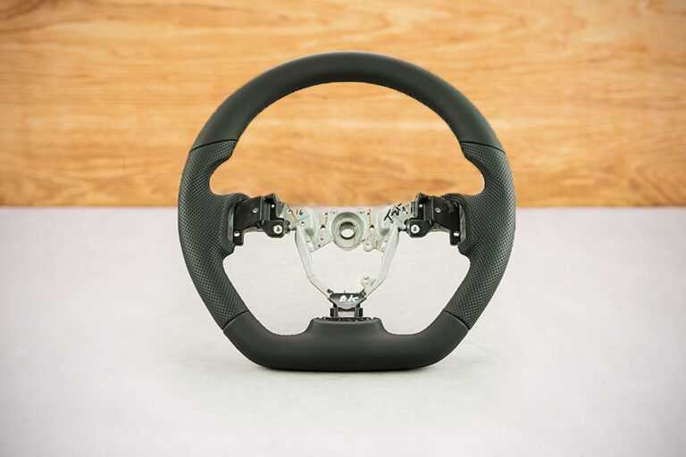 Modyfikacja i obszycie kierownicy Lexus IS