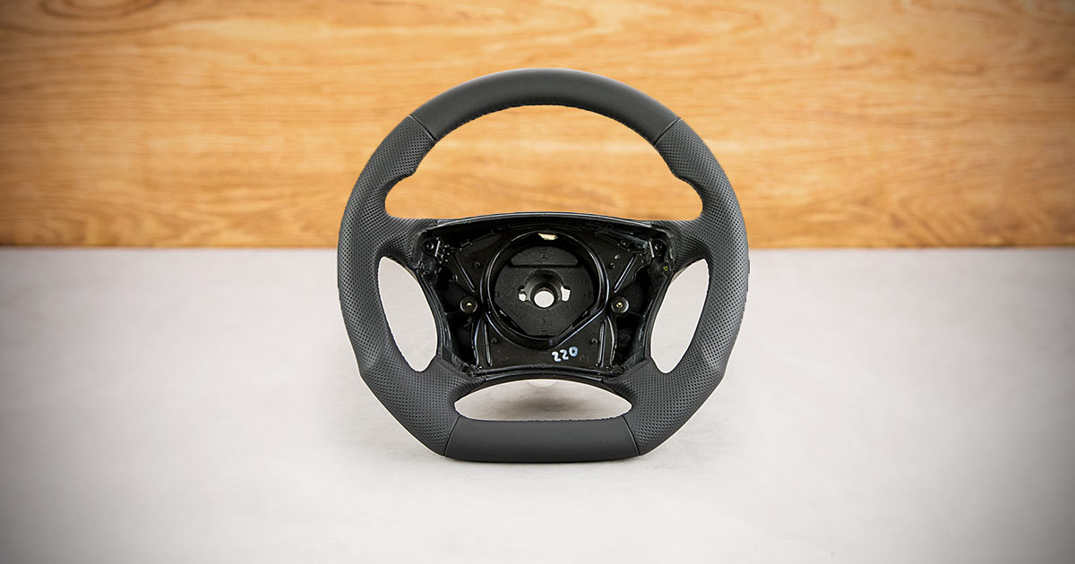 Modyfikacja i obszycie kierownicy Mercedes-Benz W220 Modyfikacja i obszycie kierownicy Mercedes-Benz W220