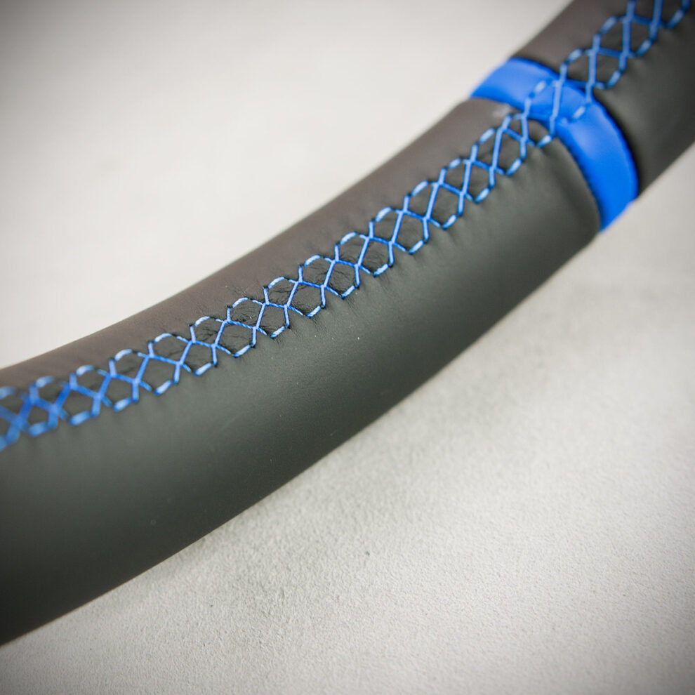 Modyfikacja i obszycie kierownicy Opel Astra H