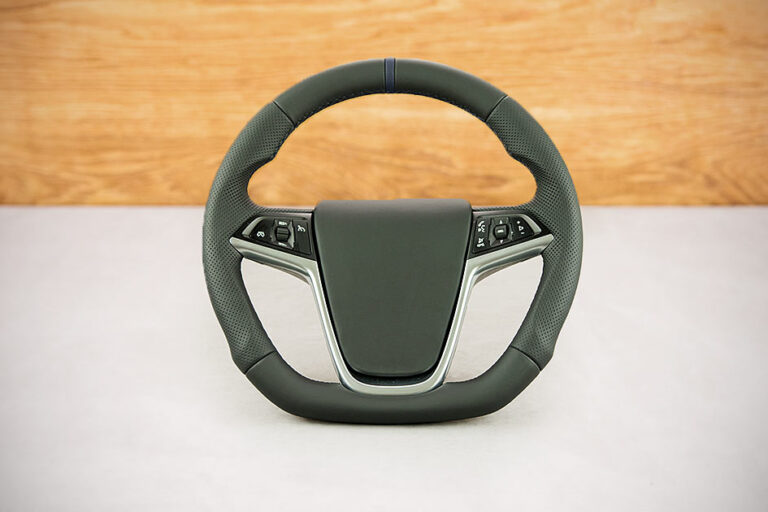 Modyfikacja i obszycie kierownicy Opel Insignia