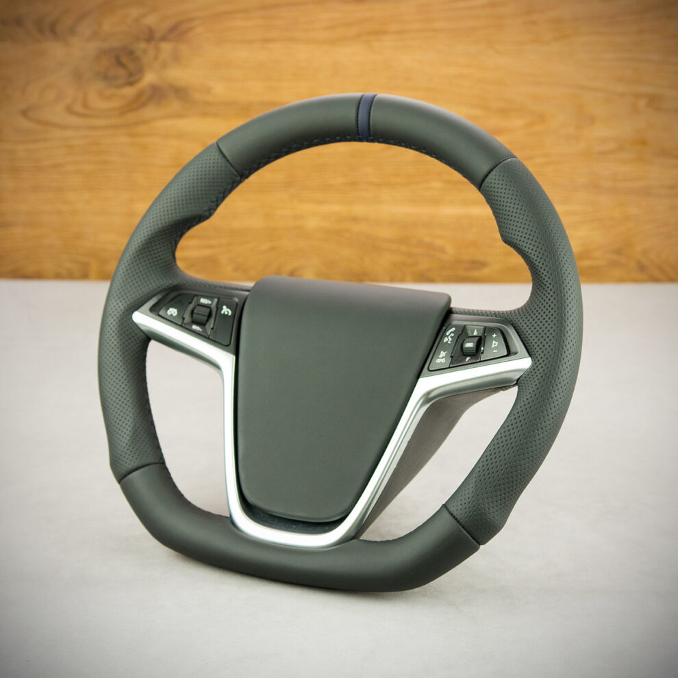 Modyfikacja i obszycie kierownicy Opel Insignia