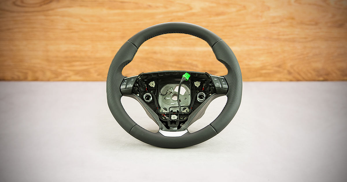 Modyfikacja i obszycie kierownicy Volvo S60