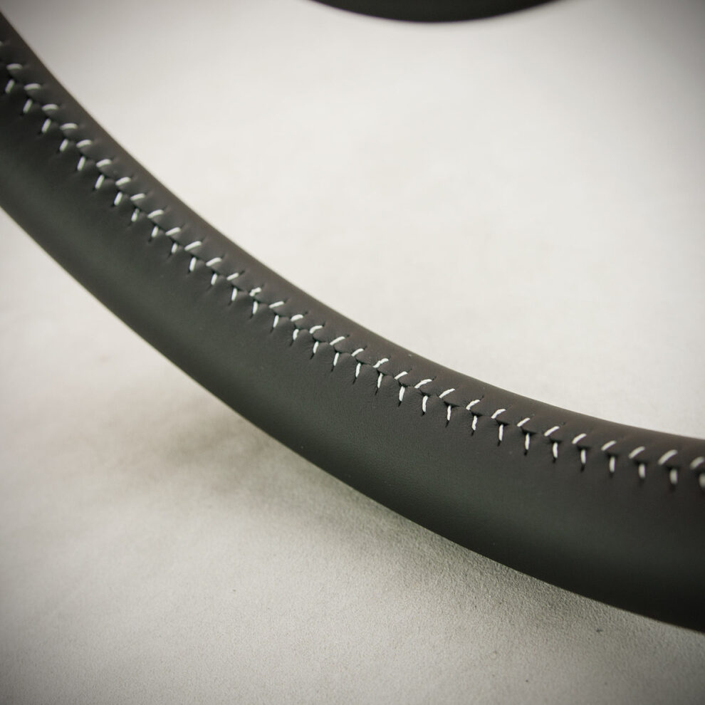 Obszycie kierownicy Jeep Wrangler