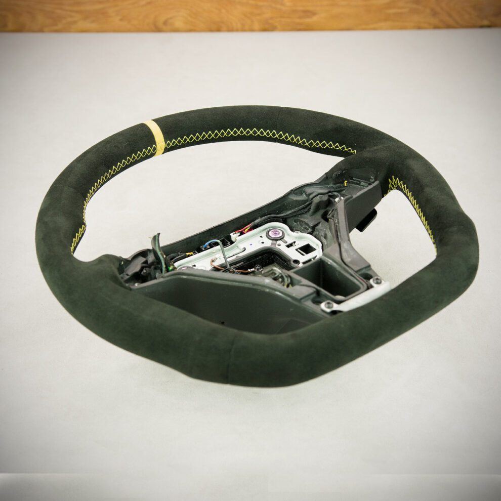 Modyfikacja i obszycie kierownicy Mercedes-Benz CLS C218