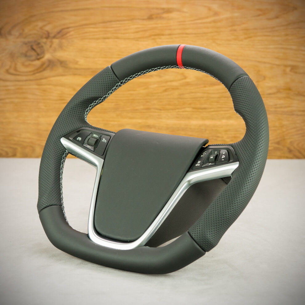 Modyfikacja i obszycie kierownicy Opel Insignia