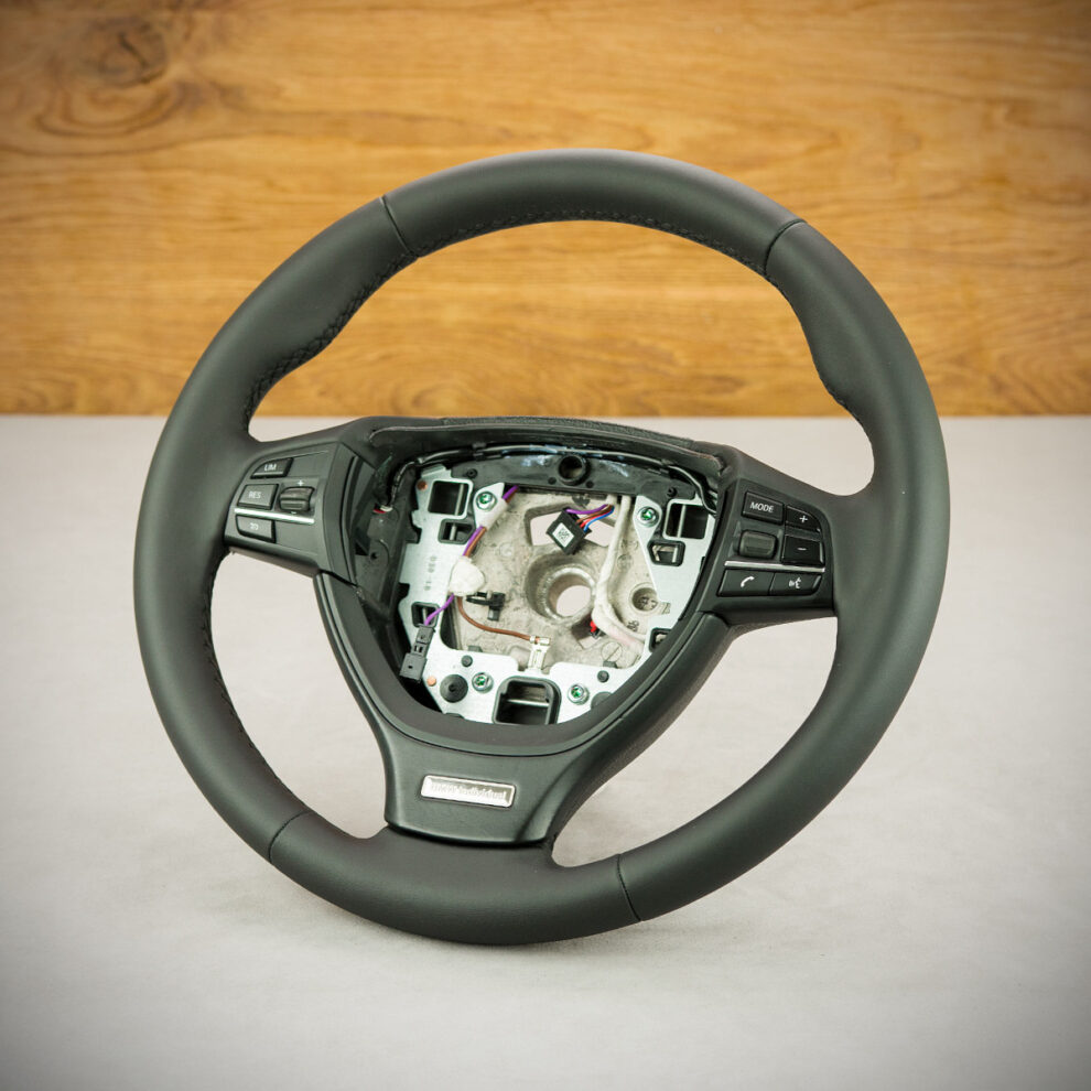 Obszycie kierownicy BMW F10