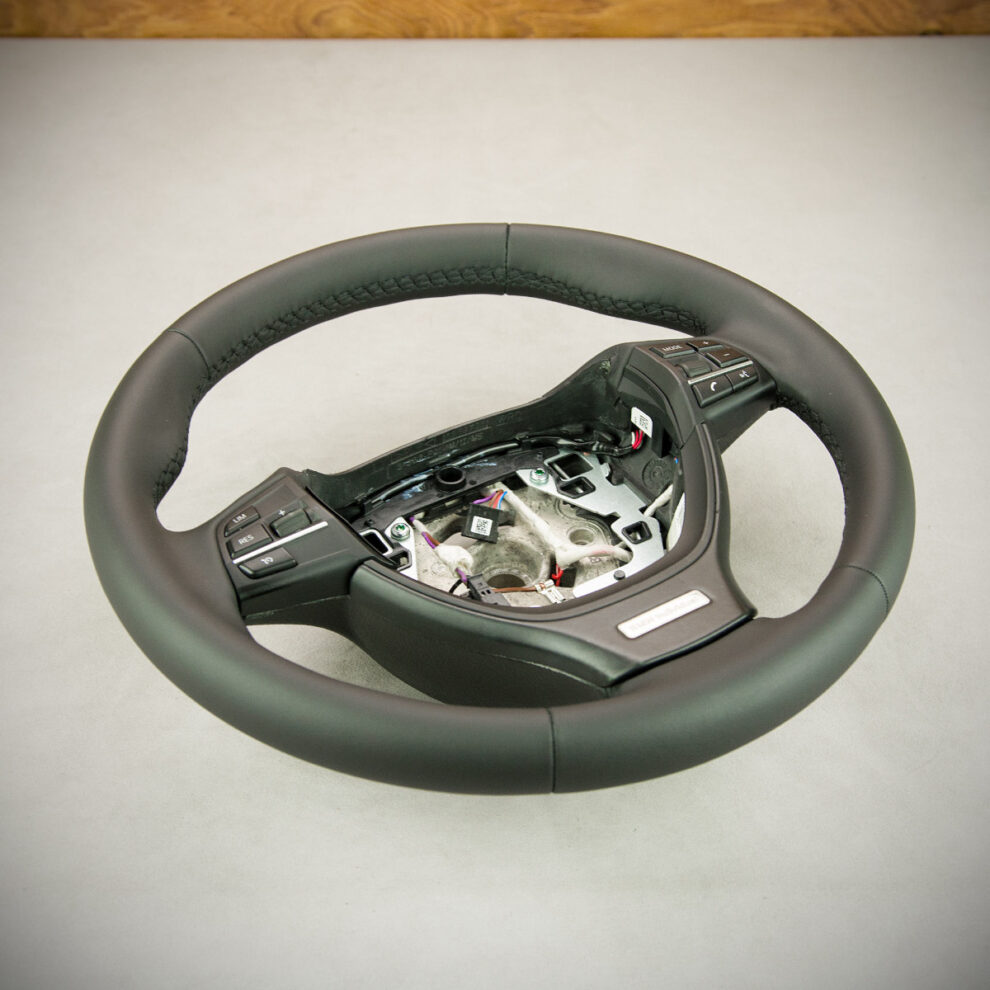 Obszycie kierownicy BMW F10
