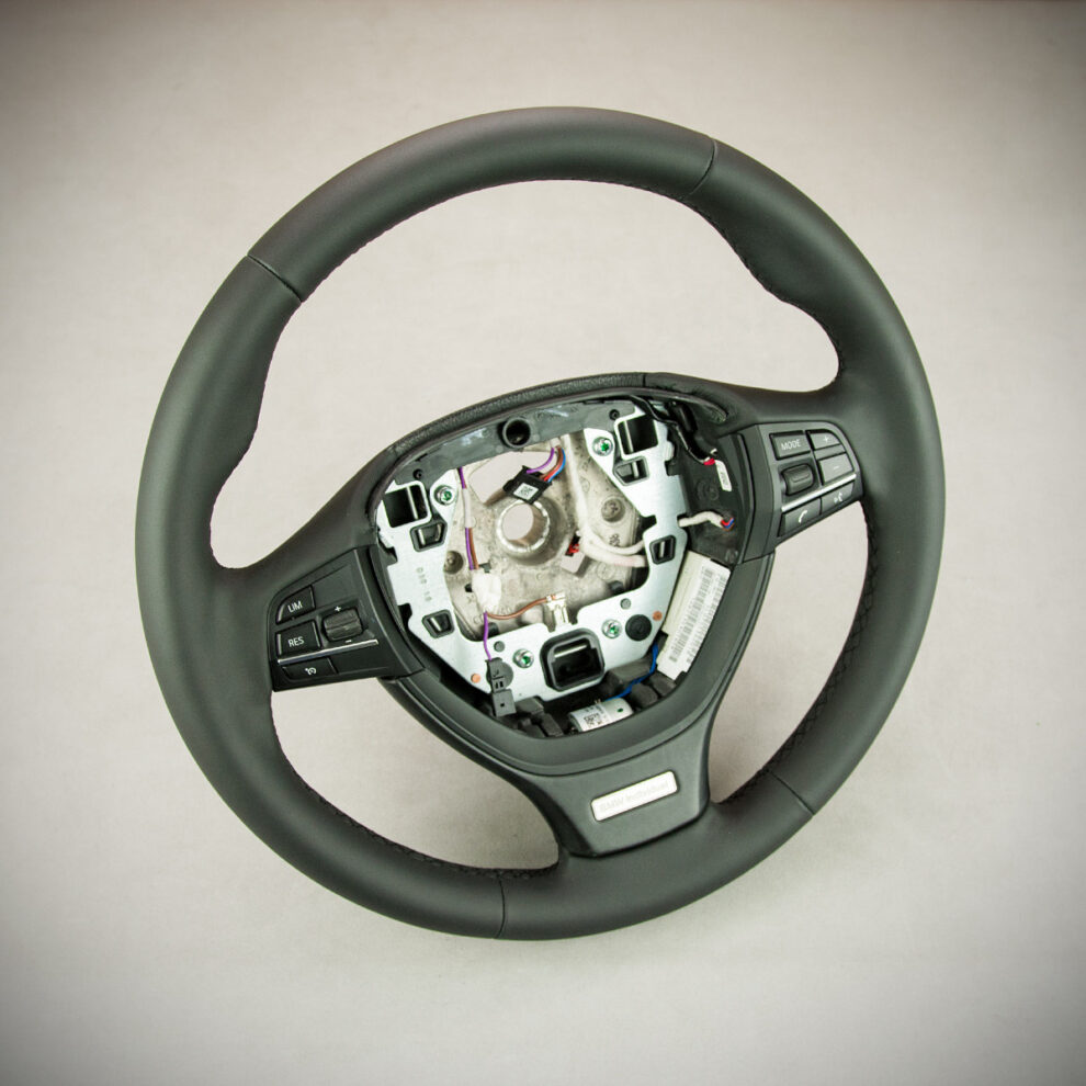 Obszycie kierownicy BMW F10