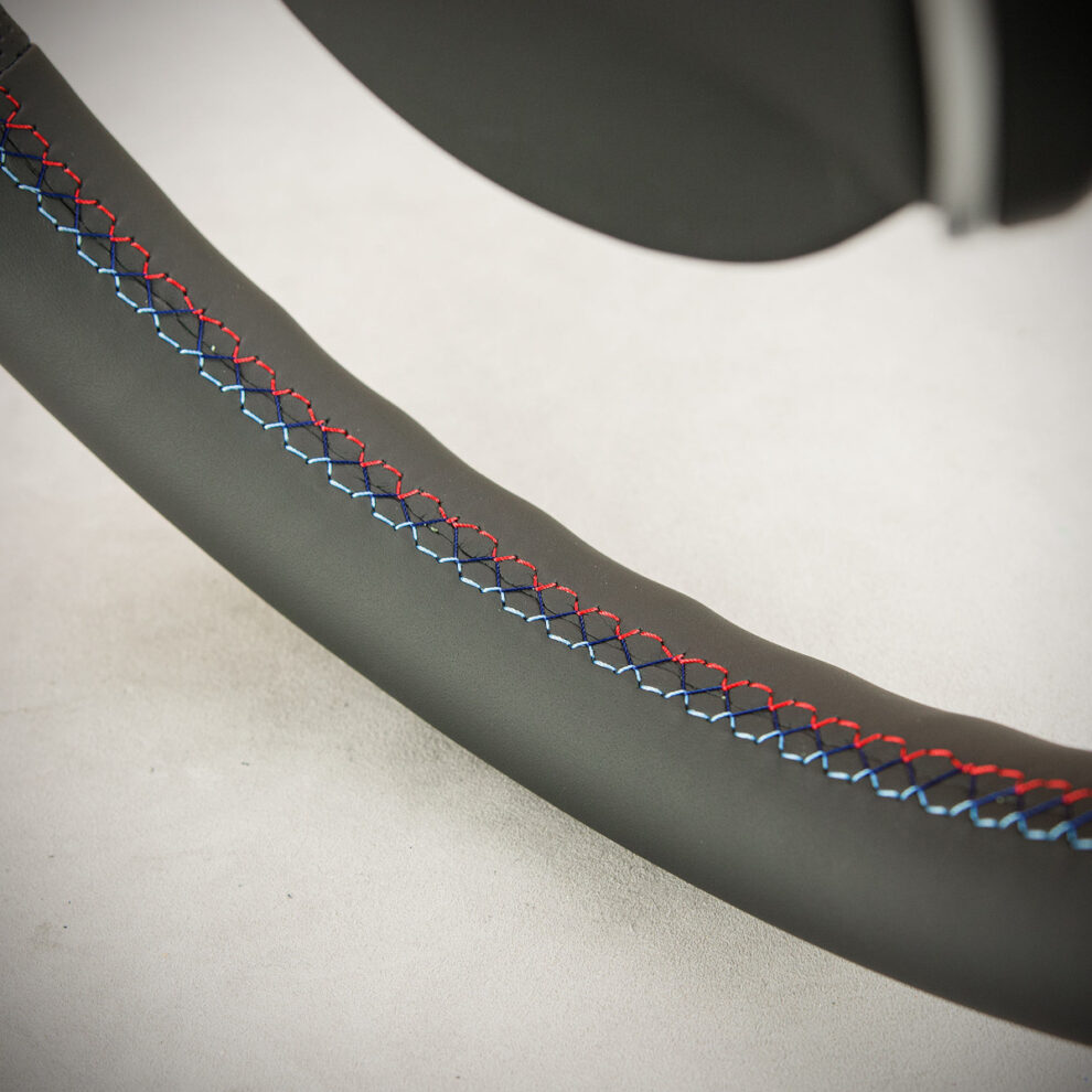 Obszycie kierownicy BMW F11