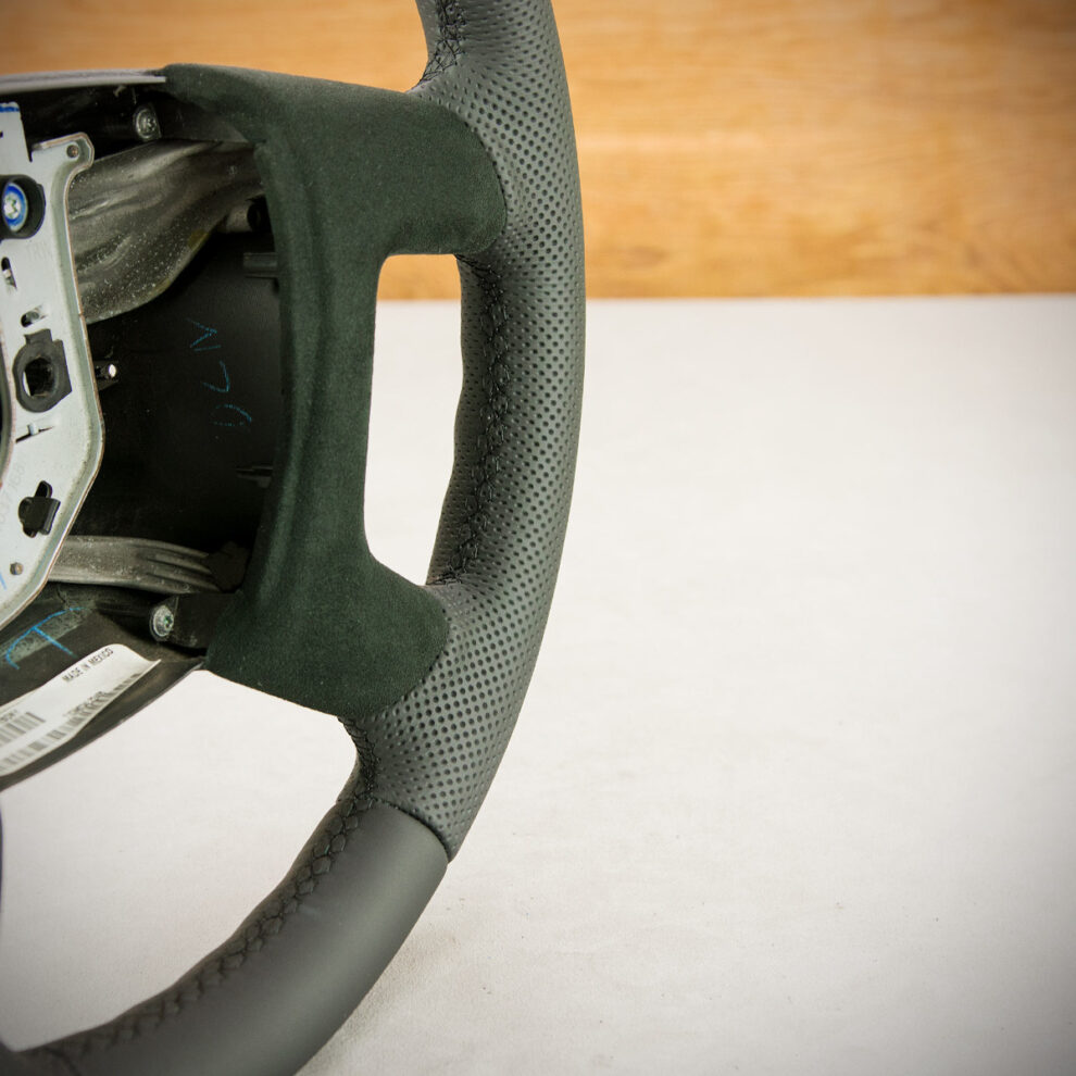 Obszycie kierownicy Chevrolet Express School