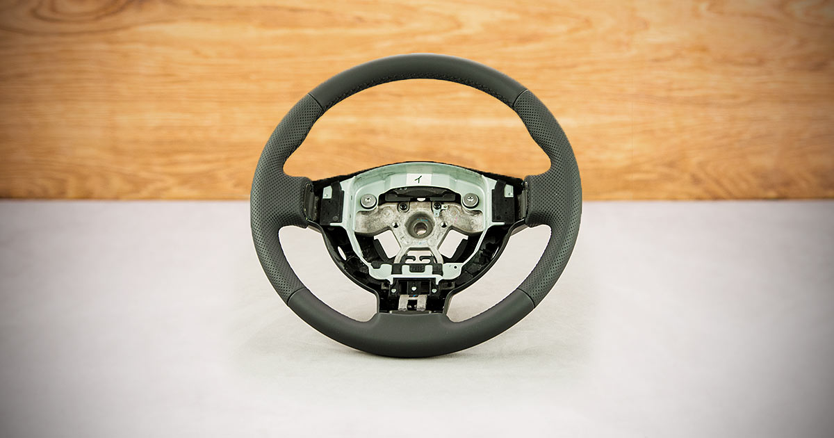 Obszycie kierownicy Nissan X-Trail II