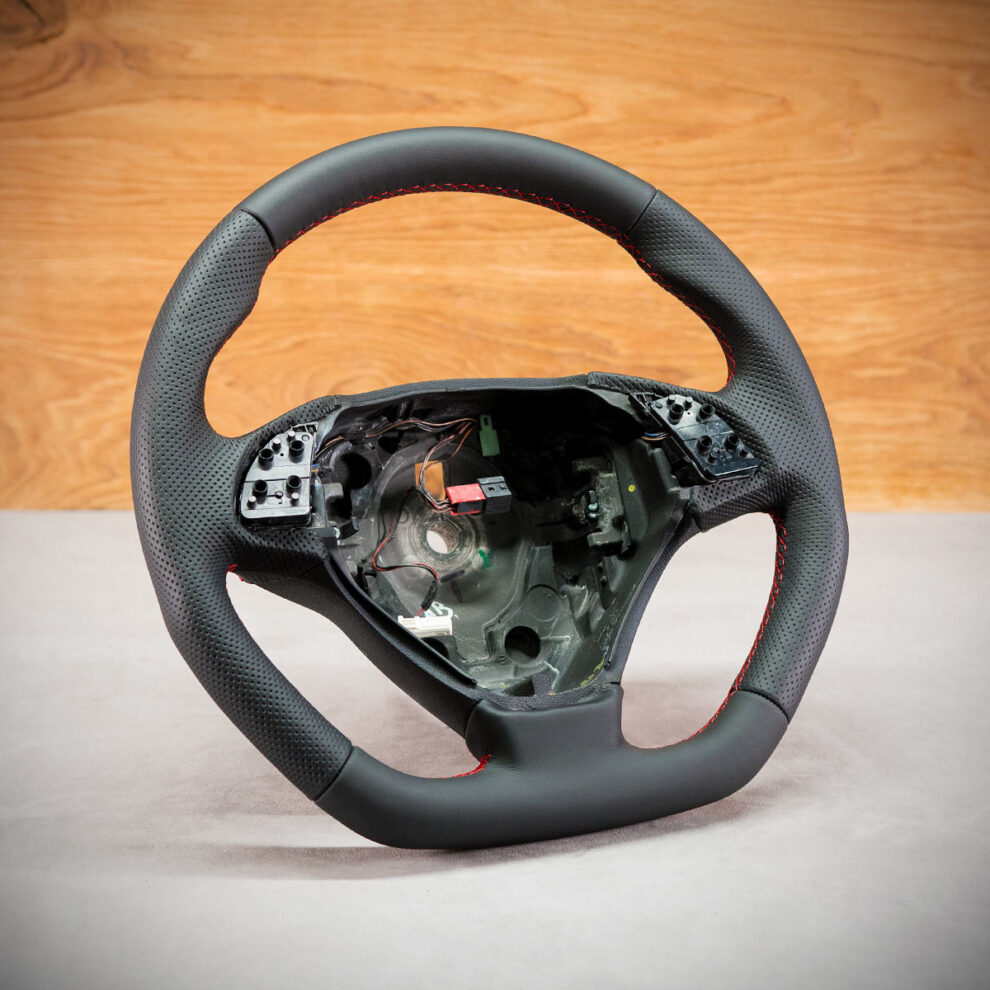 Modyfikacja i obszycie kierownicy Fiat Bravo II