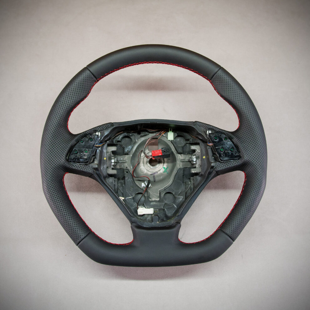 Modyfikacja i obszycie kierownicy Fiat Bravo II