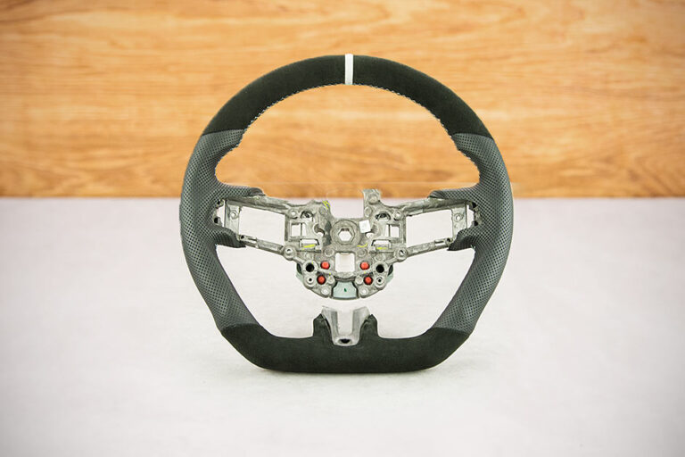 Modyfikacja i obszycie kierownicy Ford Mustang VI