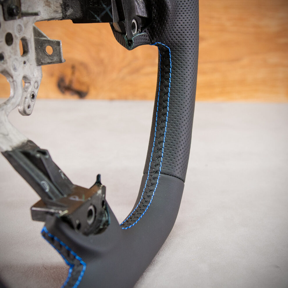 Modyfikacja i obszycie kierownicy Honda Accord VII