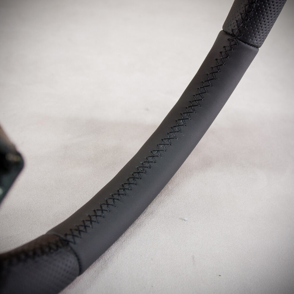 Modyfikacja i obszycie kierownicy Honda CR-V IV