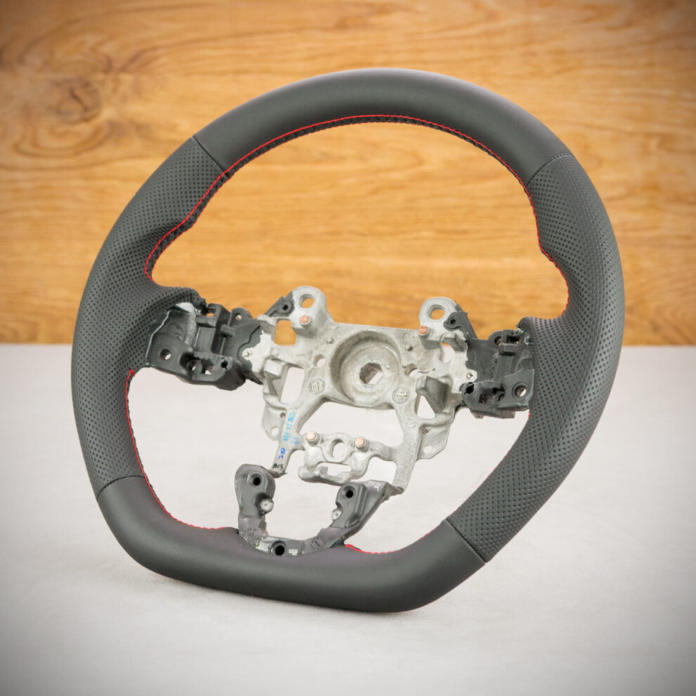 Modyfikacja i obszycie kierownicy Mazda CX-3