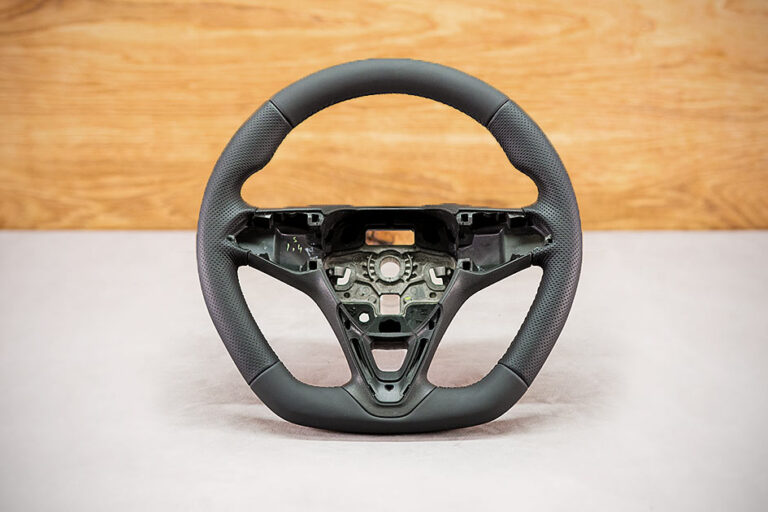 Modyfikacja i obszycie kierownicy Opel Astra K